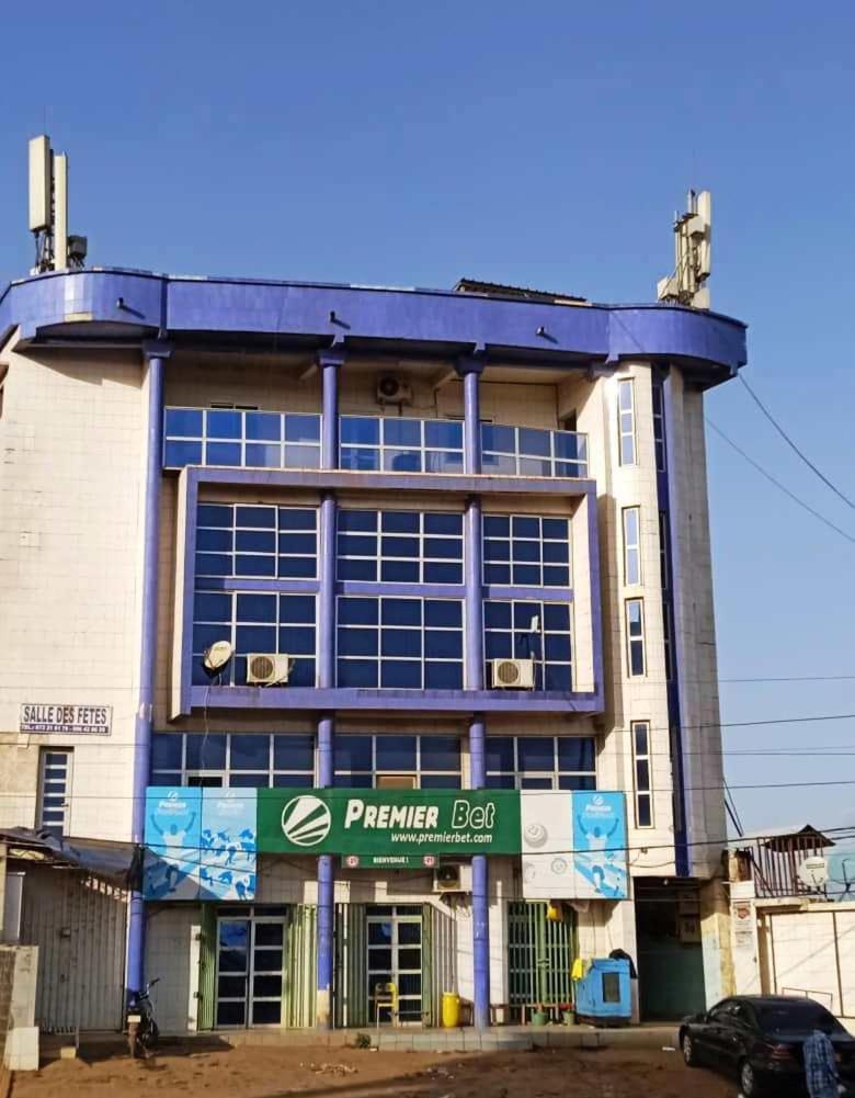 Yaoundé Appart Meuble Le Dakota מראה חיצוני תמונה